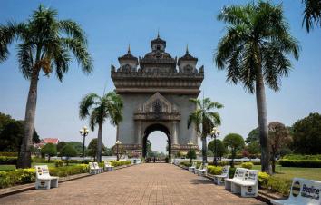 成都出發(fā)老撾8日自駕游：瑯勃拉邦-萬榮-昆明8日境外自駕游-游推薦