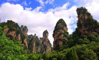 北京出發(fā)湖南10日自駕游：張家界-鳳凰古城-橘子洲頭-岳陽樓10日自駕自駕游