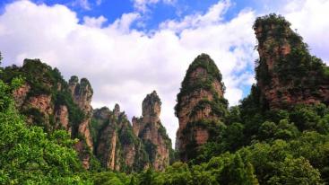 北京出发湖南10日自驾游：张家界-凤凰古城-橘子洲头-岳阳楼10日自驾-推荐