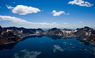 山东出发朝鲜10日自驾游：长白山-镜泊湖-鸭绿江-出境朝鲜10日探索神秘东北自驾游自驾游