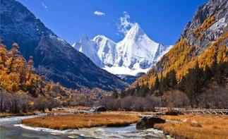 成都集合川西稻城9日落地自駕游：色達(dá)佛國-稻城亞丁-馬爾康9日自駕游自駕游