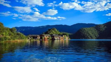 成都发往稻城亚丁7日自驾：香格里拉-泸沽湖-稻城亚丁-金沙江7日自驾游-推荐