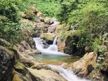 广东出发肇庆周边自驾游：西江羚羊峡-肇庆紫云谷-四会奇石河-玻璃桥-游山玩水2天自驾游