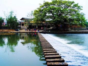 江西出发福建5日自驾游：东山岛-鱼骨沙洲-南靖土楼-云水谣5日休闲度假游