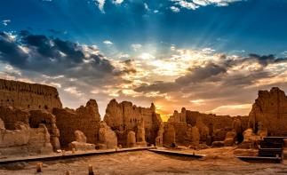 成都出發(fā)新疆13日自駕游：火焰山-葡萄溝-米蘭古城-水上胡楊-賽里木湖-那拉提草原13日自駕游自駕游