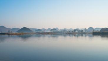 成都出发云南6日自驾游：石林-阳宗海-普者黑-天鹅湖6日自驾游-推荐