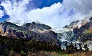 北京出發(fā)云貴川16日自駕游：海螺溝、瀘沽湖、黃果樹、梵凈山16日自駕自駕游