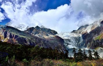 北京出發(fā)云貴川16日自駕游：海螺溝、瀘沽湖、黃果樹、梵凈山16日自駕-游推薦