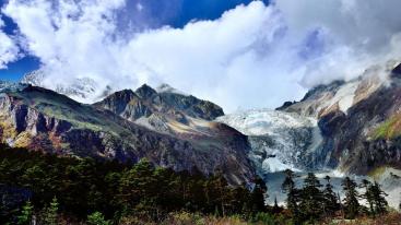 北京出发云贵川16日自驾游：海螺沟、泸沽湖、黄果树、梵净山16日自驾-推荐