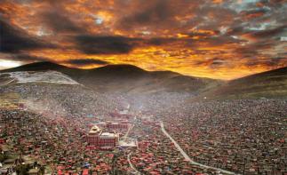 北京到甘南9日自駕游：郎木寺、色達(dá)、拉卜欏寺、籠南秋色、若爾蓋環(huán)線自駕游自駕游