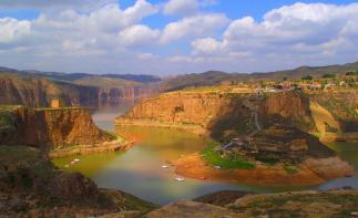 北京出發(fā)到黃河峽谷4日自駕：經(jīng)典晉陜大峽谷、磧口古鎮(zhèn)、老牛灣、乾坤灣最美秋色自駕自駕游