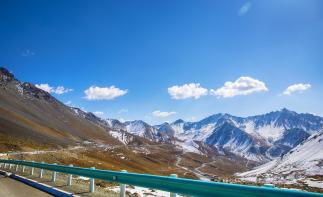 乌鲁木齐出发南疆北疆19日自驾游：喀纳斯-喀什-温宿大峡谷-禾木-可可托海-魔鬼城自驾游