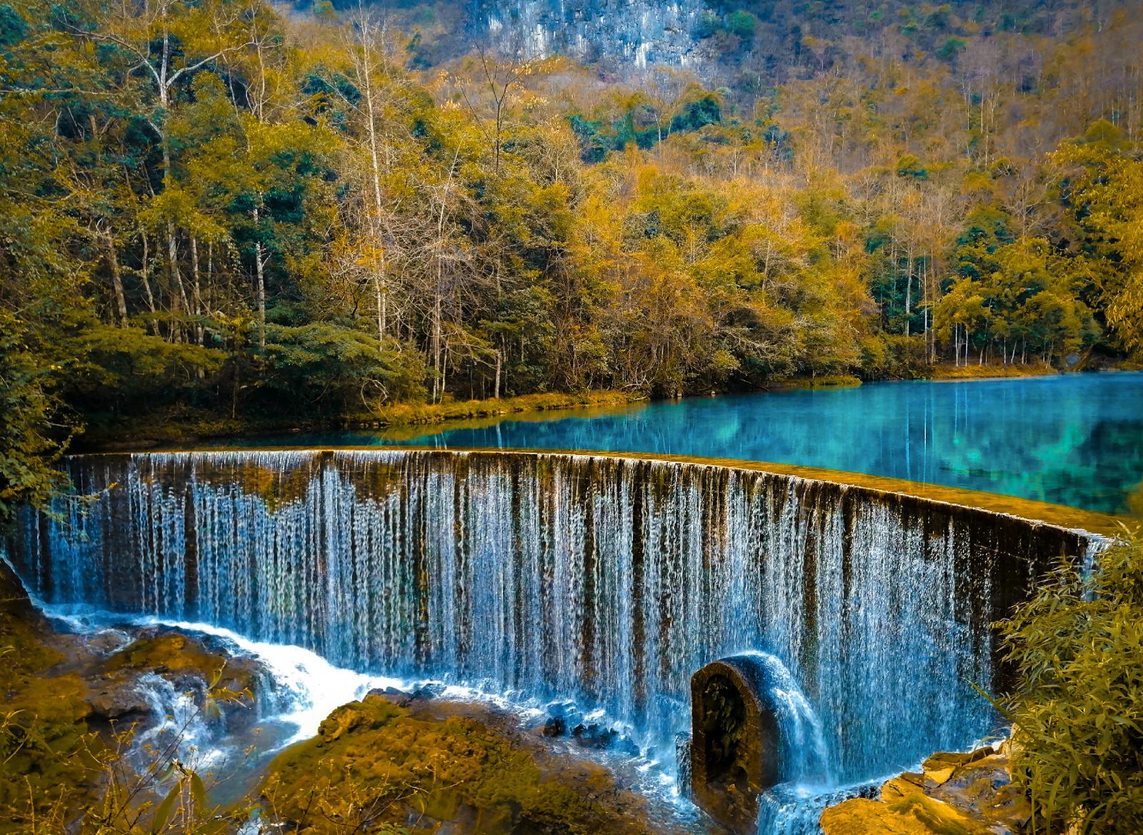 湖北出发贵州6日自驾游：荔波小七孔-岜沙苗寨-肇兴侗寨-镇远古镇6日寻美黔东南自驾游