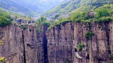 成都出发河南6日自驾游：郭亮村-王莽岭-壶口瀑布-西安6日穿越挂壁公路-推荐