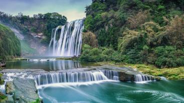 北京出发贵州16日自驾游：女人城-黄果树瀑布-凤凰古镇-荆州古城16日自驾黔东南-推荐