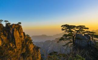 北京出發(fā)安徽8日自駕游：皖西大裂谷-黃山-皖南川藏線-秦淮河8日自駕游自駕游