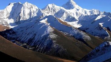 成都集合四川6日落地自驾：贡嘎雪山-上木居-红石滩公园6日自驾-推荐