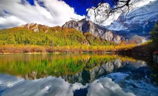 北京出發(fā)四川16日自駕游：稻城亞丁-五明佛學院-樂山大佛16日自駕游自駕游