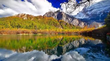 北京出发四川16日自驾游：稻城亚丁-五明佛学院-乐山大佛16日自驾游-推荐