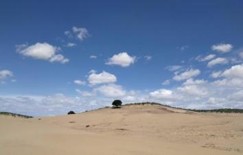北京出发内蒙3日自驾游：翁牛特沙漠穿越-美林谷3日自驾-游推荐