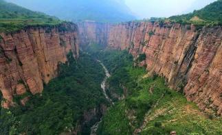 重慶出發(fā)南太行掛壁6日自駕游：昆山掛壁-郭亮村-王莽嶺-齊王寨6天驚險刺激自駕游自駕游