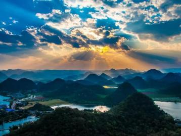 重庆出发普者黑6日自驾：曲靖-普者黑-抚仙湖-碧色寨-东风韵6天自驾游