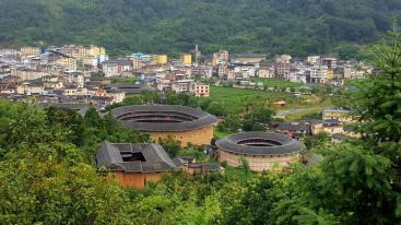 广东出发粤东福建4日自驾游：潮州古城-永定土楼-梅州客天下4天自驾游-推荐