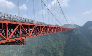 南京出发湖南湘西6日自驾游：影中芙蓉镇-云间矮寨桥-茶峒边城湘西秘境6日自驾自驾游