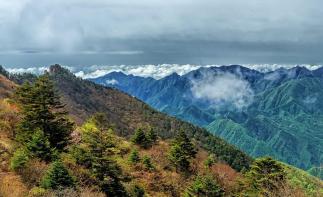 北京出發(fā)湖北9日自駕游：神農(nóng)架-恩施秘境-掛壁公路-中國(guó)仙本那-風(fēng)味美食休閑自駕游自駕游