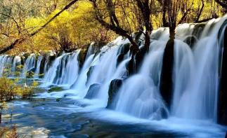 重慶出發(fā)四川3日自駕游：文縣白龍江-九寨溝秋色大賞3日純玩自駕之旅自駕游