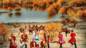 山东出发南疆18日自驾游：民族阿克苏-秋色胡杨林-神秘王国--金苹果节-沙漠公路探索神秘南疆自驾游-推荐