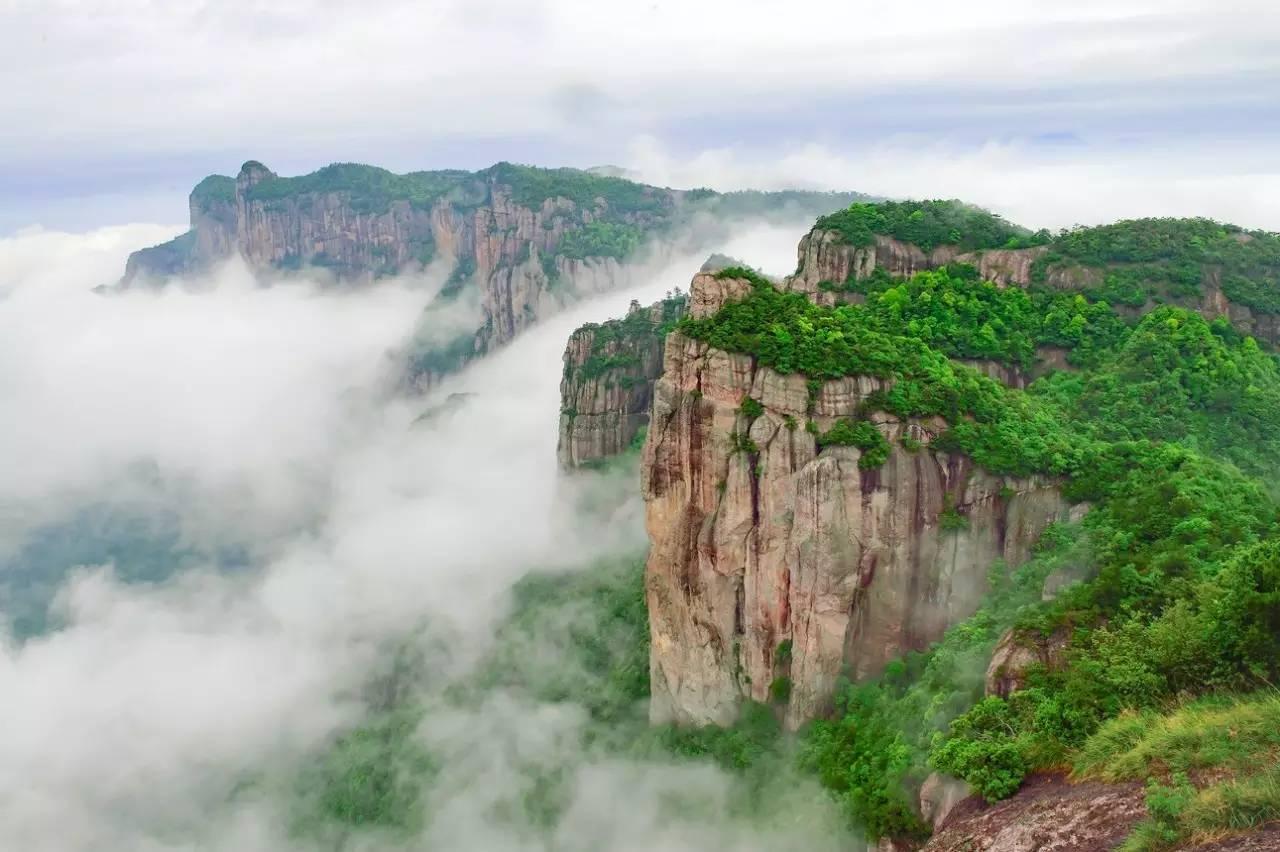 山东出发浙东6日游：天台山-神仙居-名人故居-雪窦山6日美景赏析经典自驾游自驾游