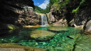 山东出发安徽5日自驾游：三河古镇-翡翠谷-民俗表演-鲍家花园-黄山经典自驾游-推荐