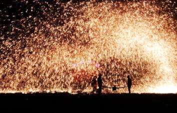北京周边2日自驾：西大神堡-蔚州博物馆-暖泉古镇打树花2日河北自驾游-游推荐