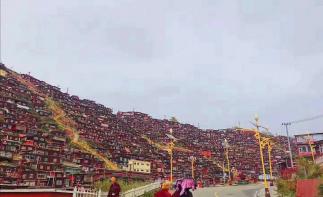 宜賓出發(fā)川西色達(dá)4日自駕游：天堂佛國色達(dá)-新都橋-道孚4日朝圣自駕之旅自駕游