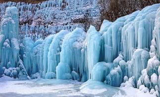 北京出发河北2日自驾游：沕沕水冰瀑-泡特色温泉2日河北周末自驾游自驾游