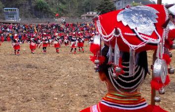 珠三角出發(fā)清遠(yuǎn)連州2日自駕游：瑤族盤王節(jié)-耍歌堂-金子山天梯玻璃棧道2日自駕游-游推薦