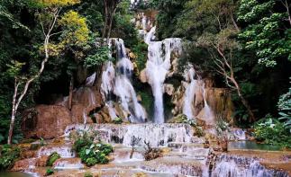 全国出发老挝7日自驾游：琅勃拉邦-万荣7日跨年自驾游自驾游