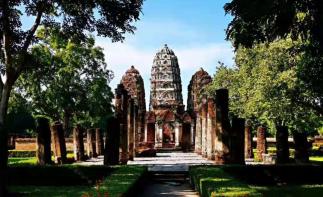 成都出發(fā)老撾泰國13日自駕：瑯勃拉邦-萬榮-素可泰-清邁-金三角13日自駕游自駕游