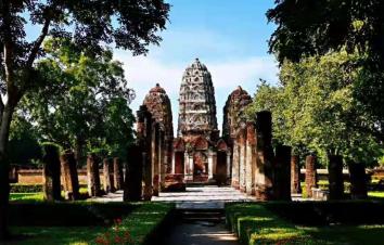 成都出發(fā)老撾泰國13日自駕：瑯勃拉邦-萬榮-素可泰-清邁-金三角13日自駕游-游推薦