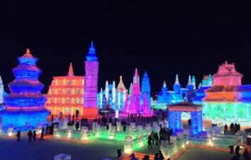 北京出发哈尔滨6日自驾游：净月潭-冰雪大世界-圣索菲亚大教堂6日自驾游-游推荐