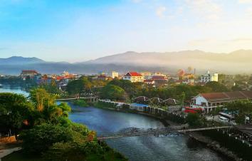 重庆出发老挝7日自驾游：磨憨口岸集合-磨丁-琅勃拉邦-万荣7日老挝自驾游-游推荐