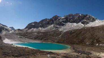 成都出发香格里拉西藏17日自驾游：川藏南线-稻城亚丁-滇藏线-青藏线17日自驾-推荐