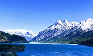 成都出發(fā)色達西藏17日自駕游：五明佛學院-德格印經(jīng)院-玉龍拉措-然烏湖-羊湖-納木錯-翡翠湖17日自自駕游