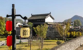 武汉出发安徽歙县过大年4天自驾活动：徽州古城—千年许村—皖浙1号风景道—新安江山水画廊4日游自驾游