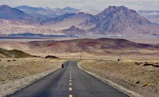 敦煌集合甘肅青海落地7日自駕游：穿越無人區(qū)-哈拉湖-翡翠湖-柴達木盆地7日探秘西北之旅自駕游