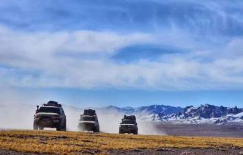 敦煌集合甘肃青海新疆西藏20日落地自驾：独库公路-布达拉宫-珠峰-天山天池-探秘青藏线20日大西北环-游推荐