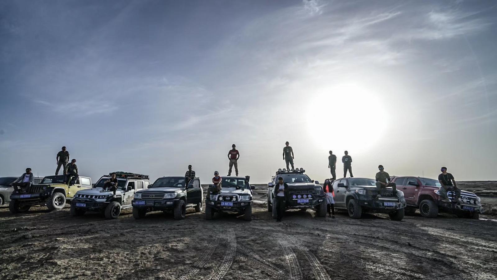 敦煌集合甘肃青海西藏13日自驾游：可可西里-唐古拉山-拉萨-青海湖13日深度自驾秘境之旅自驾游