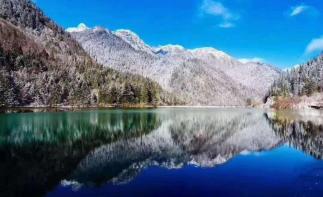 成都出发川西5日自驾：九寨沟-黄龙-川主寺-达古冰山5日自驾游自驾游