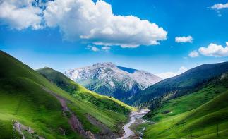 新疆9日西疆南疆自駕游：賽里木湖-喀拉峻-巴音布魯克-庫車大峽谷-獨庫公路-伊昭公路自駕游